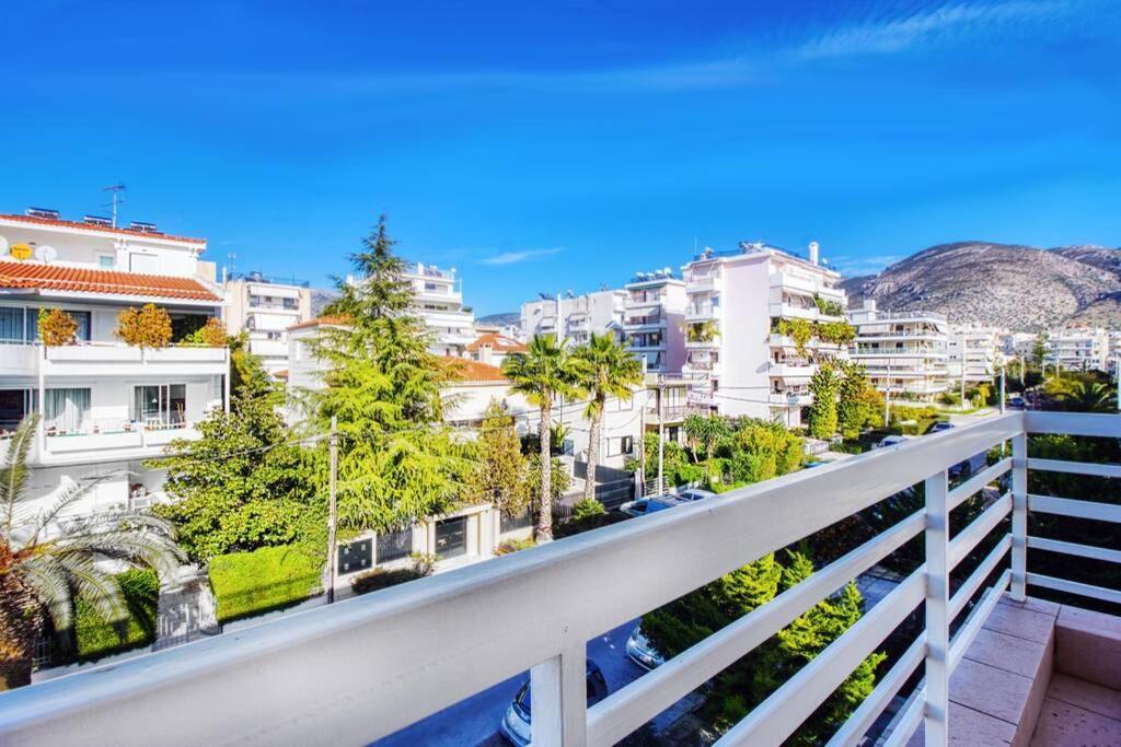 Spacious Apartment In Glyfada Close To The Sea Athens Luaran gambar