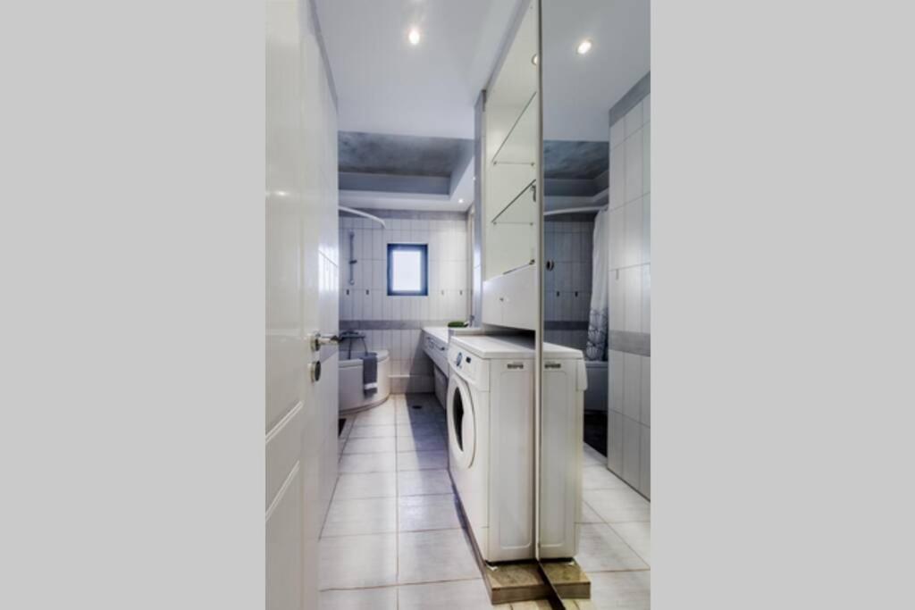 Spacious Apartment In Glyfada Close To The Sea Athens Luaran gambar
